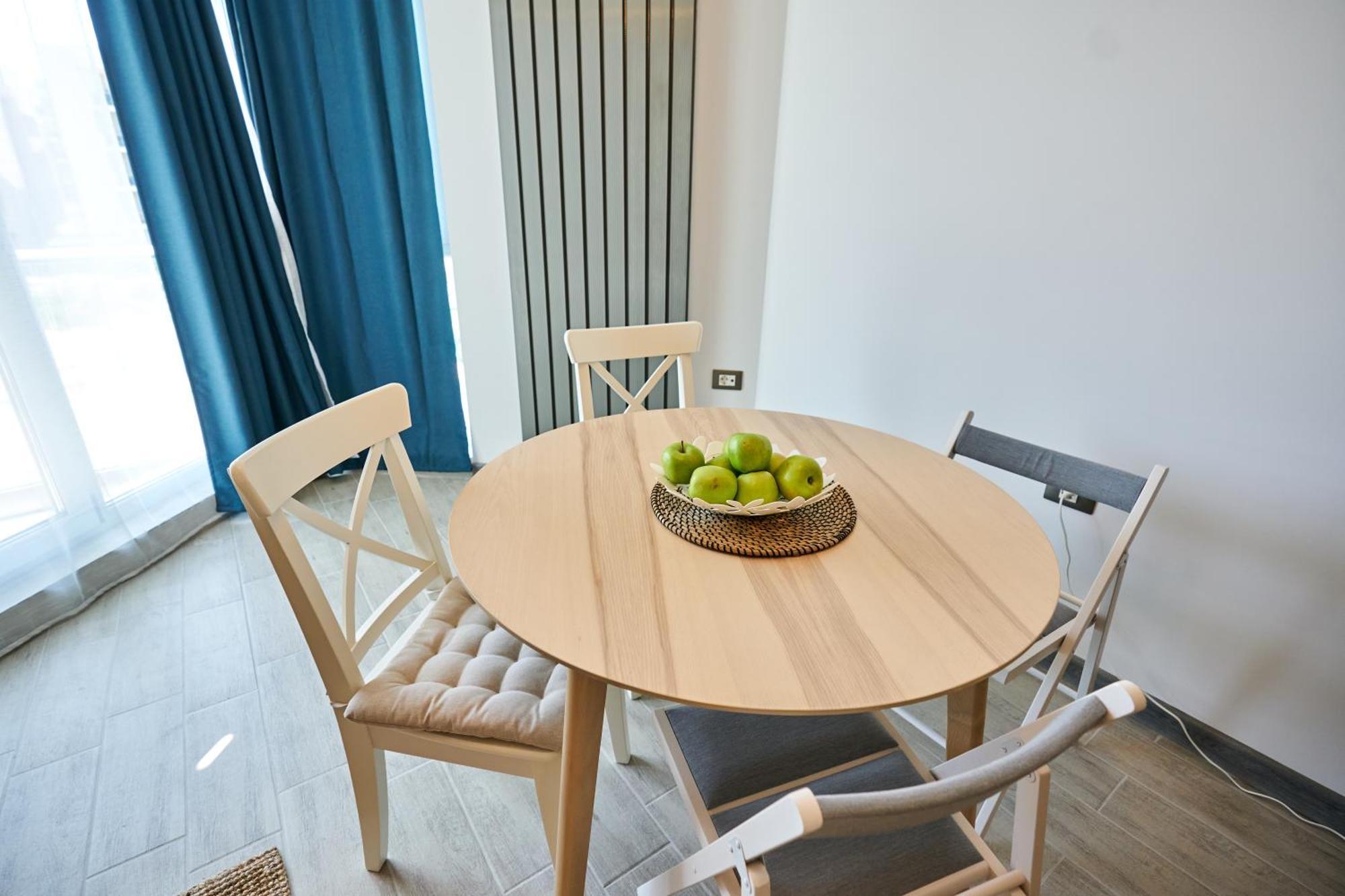 Rebeq Aparthotel Alezzi Beach Navodari Phòng bức ảnh